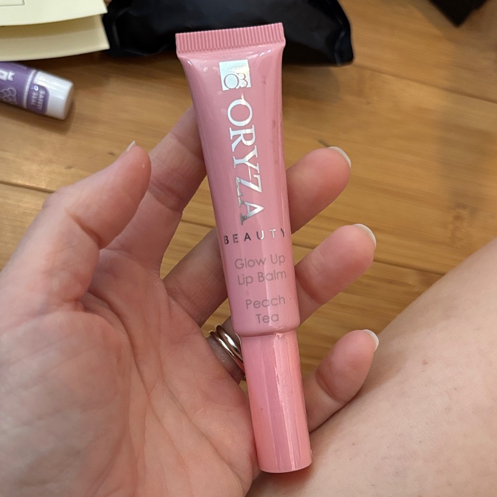 Beauti Glow Up Lip Balm - Peach Tea